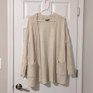 American Eagle cream knit cardigan